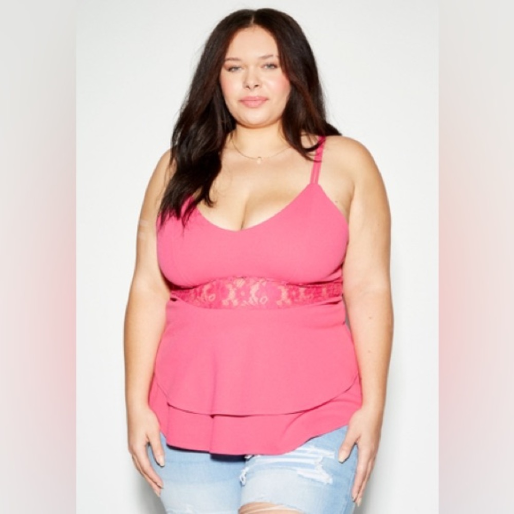 NWOT Plus Pink Crochet Inset Peplum Top Size 2X